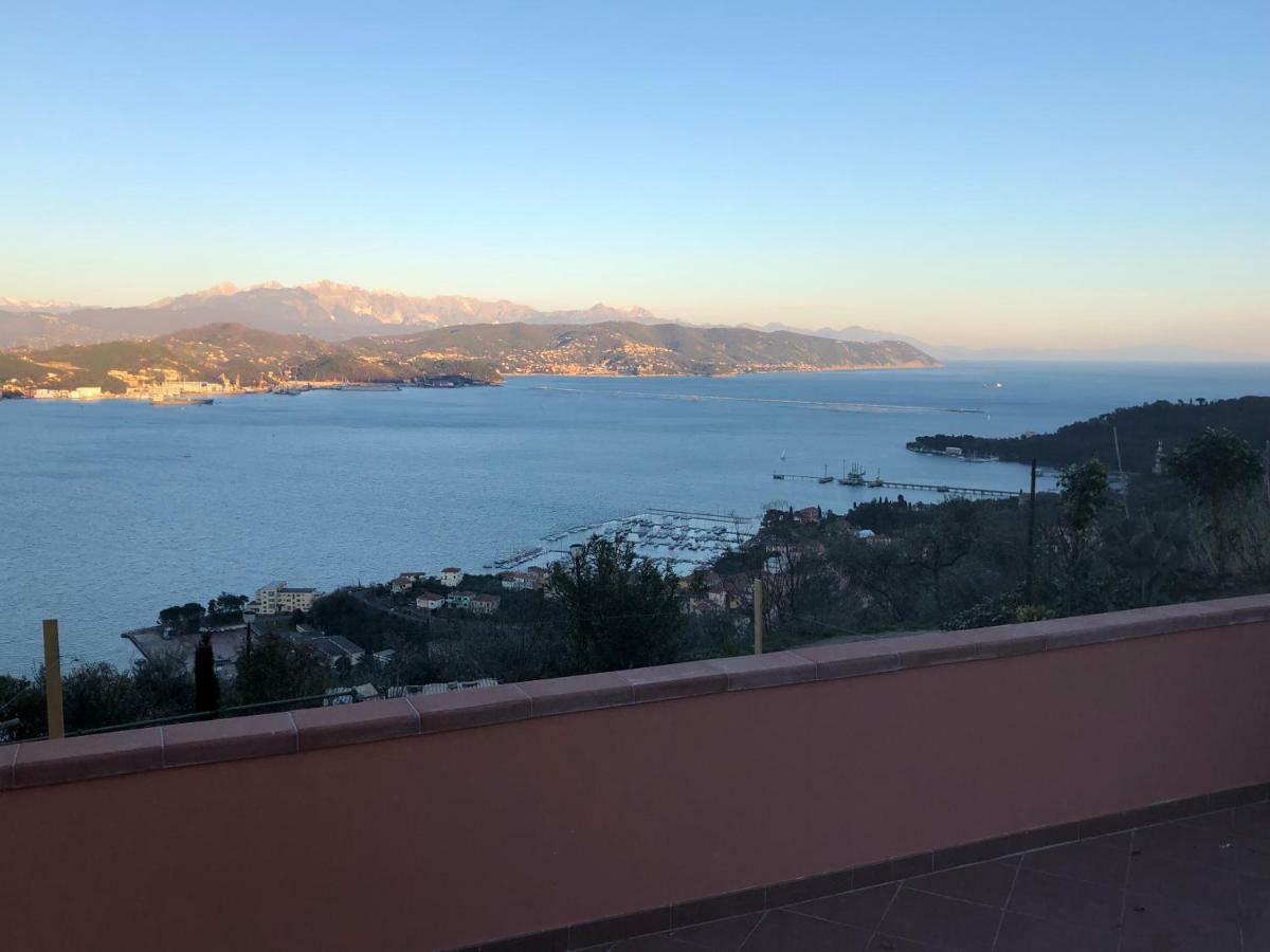 La Finestra Sul Mare Villa ลาสเปเซีย ภายนอก รูปภาพ